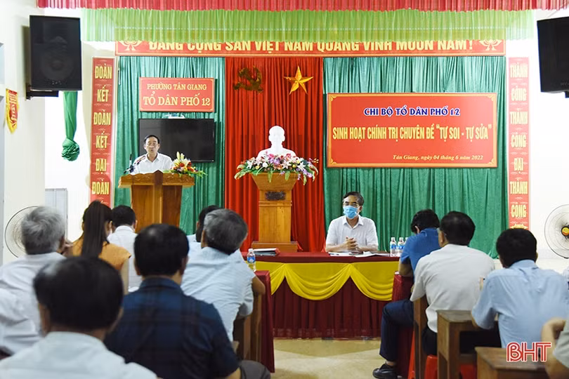 “Tự soi, tự sửa” để xây dựng tổ chức đảng, đảng viên phát triển vững mạnh