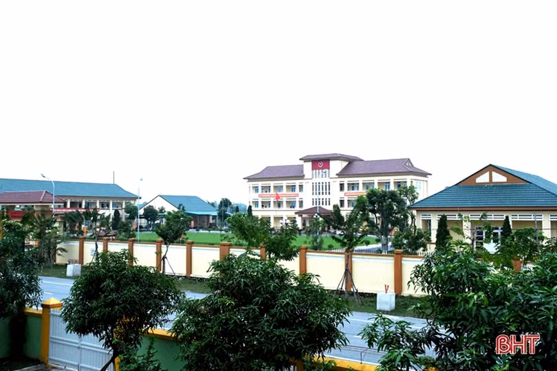 Xây dựng doanh trại chính quy, xanh - sạch - đẹp trong LLVT Hà Tĩnh