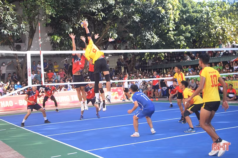 Đội Công an TP Hà Tĩnh vô địch Giải Bóng chuyền nam Công an Hà Tĩnh