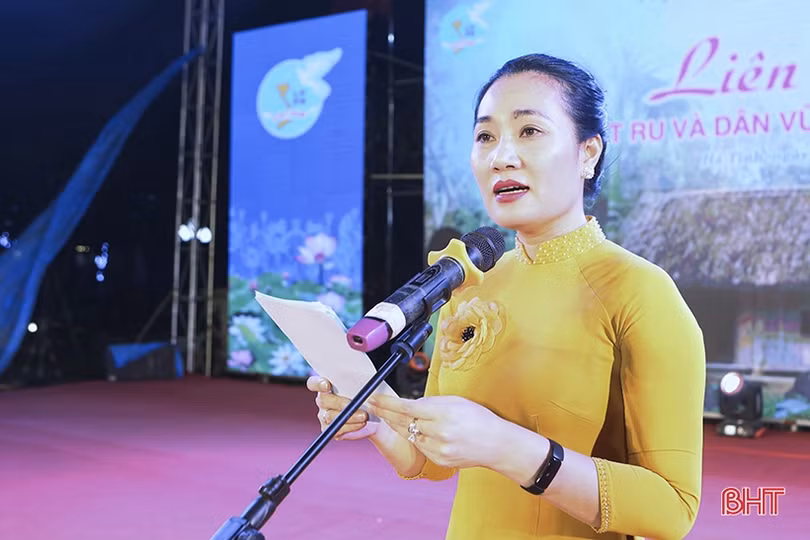 Hội Phụ nữ TX Kỳ Anh giành giải đặc biệt Liên hoan Hát ru và Dân vũ Hà Tĩnh