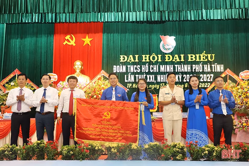 Tuổi trẻ TP Hà Tĩnh “Khát vọng - Tiên phong - Đoàn kết - Sáng tạo”