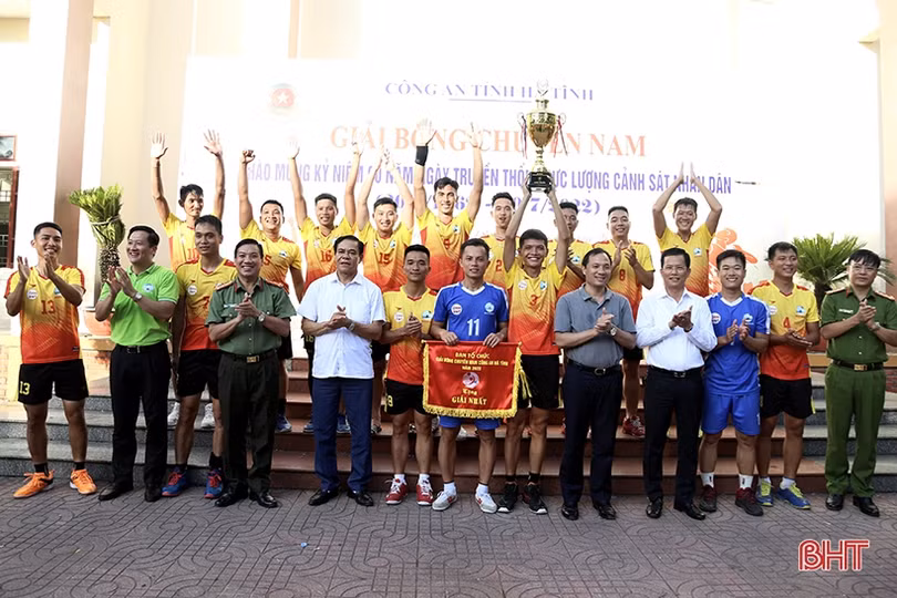 Đội Công an TP Hà Tĩnh vô địch Giải Bóng chuyền nam Công an Hà Tĩnh