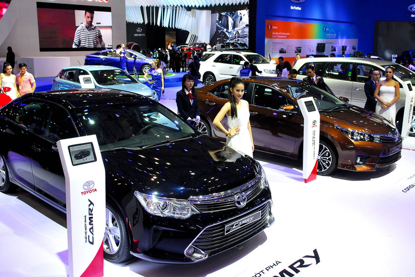 Thị trường ô tô chững đà tăng trưởng