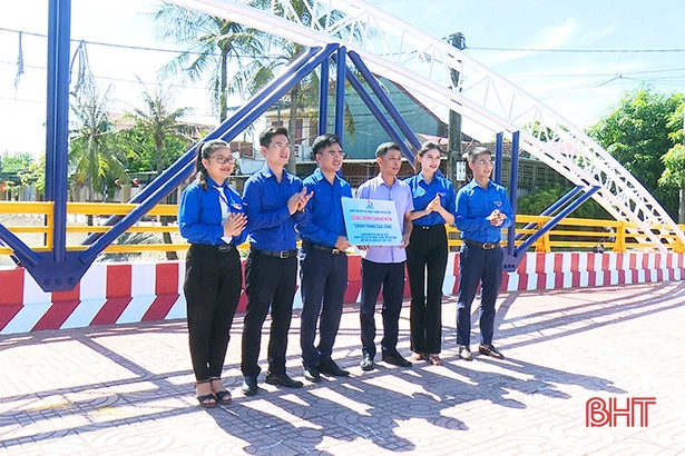 Tuổi trẻ thành phố Hà Tĩnh ra mắt công trình thanh niên