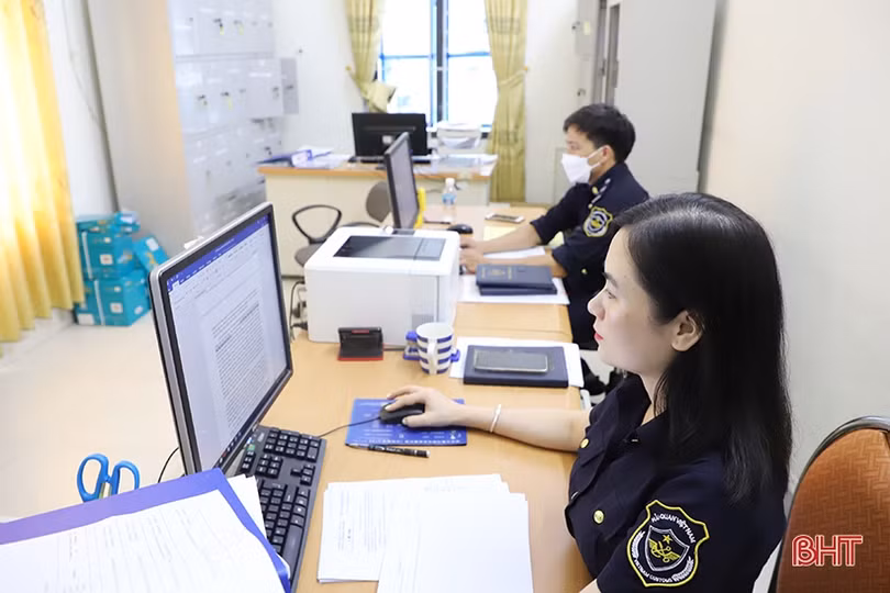 Hải quan Hà Tĩnh đấu tranh trấn áp với tội phạm ma túy