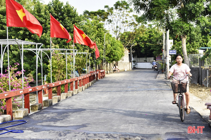 Cơ sở hạ tầng ở TX Hồng Lĩnh ngày một khang trang hơn. bqbht_br_dt-dsc2876.jpg