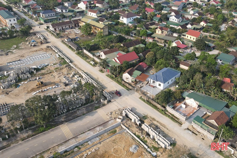 Xã Thuận Lộc là địa phương có nhiều hộ dân bị ảnh hưởng phải thu hồi đất để thực hiện dự án đường Nguyễn Thiếp. bqbht_br_dt-dji-0678.jpg