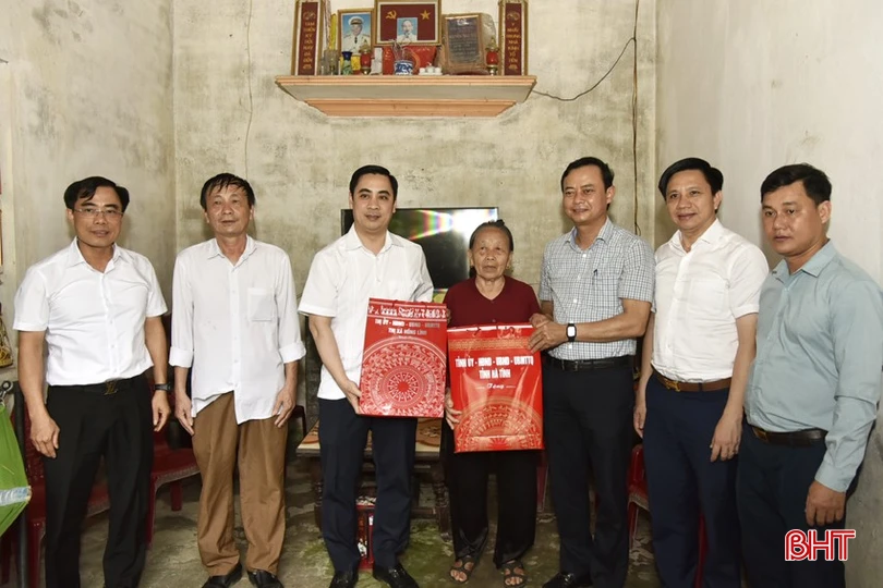 ... gia đình bà Phan Thị Nhị...