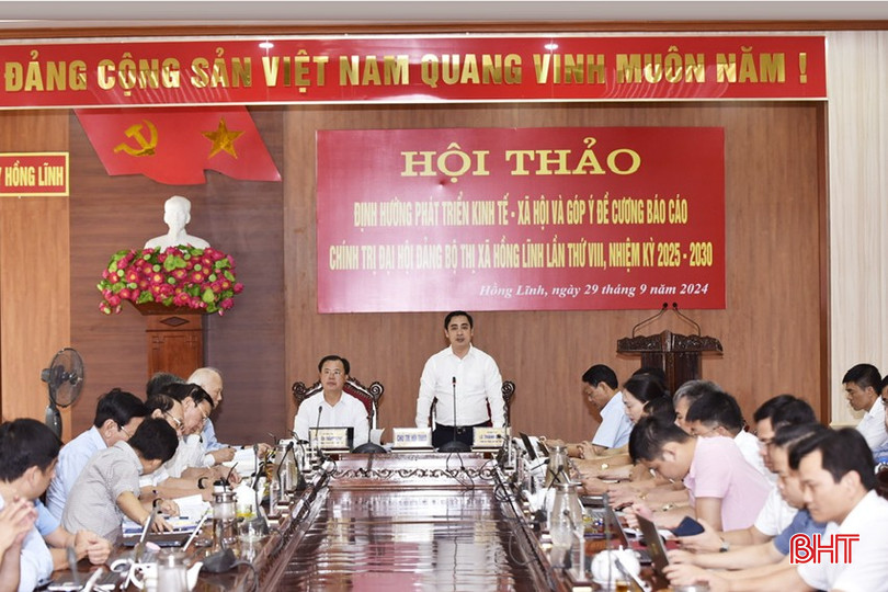 Toàn cảnh hội thảo. DT z5878789587735_58cb3b4e940ac3f0d64778ff992a4c5c.jpg