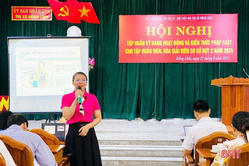 Để cải thiện điều kiện tiếp cận pháp luật của người dân tại cơ sở, TX Hồng Lĩnh thường xuyên tổ chức các hội nghị tuyên truyền, phổ biến giáo dục pháp luật. bqbht_br_dt-tp5-y2y9cq7m0yvu8t8x.jpg