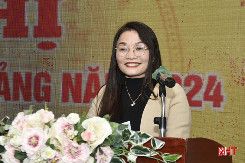 Phó Bí thư Thường trực Đảng ủy Khối CCQ&DN tỉnh Nguyễn Thị Hà Tân phát biểu chỉ đạo tại hội nghị. bqbht_br_dt-dsc6411.jpg
