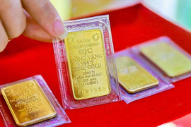 Giá vàng miếng lập kỷ lục 125 triệu đồng một lượng