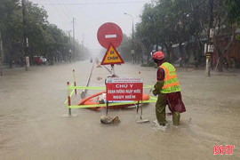 TRỰC TIẾP: Toàn cảnh công tác ứng phó bão số 5 ở Hà Tĩnh
