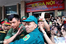 'Cơn sốt Lê Hoàng Hiệp': Khi người lính bị biến thành thần tượng giải trí