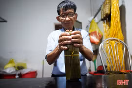 Gói giò bột - gói trọn hương vị Tết quê ở Hà Tĩnh