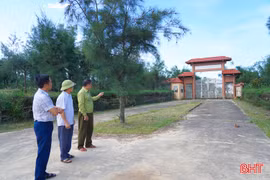 Người dân ven biển Kỳ Xuân chật vật tìm đường xuống biển