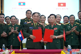 Hiệp hội CCB tỉnh Bolikhămxay tiếp tục hỗ trợ tìm kiếm, quy tập hài cốt liệt sĩ Việt Nam