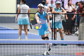 Khởi tranh Giải Pickleball nữ doanh nhân Hà Tĩnh