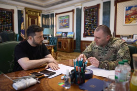 Cuộc tranh đấu giữa hai cơ quan quyền lực hàng đầu Ukraine