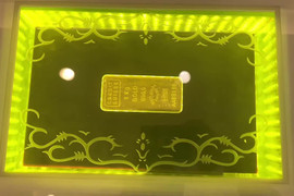 Khách sạn gỡ 79 kg vàng lát sàn đem bán