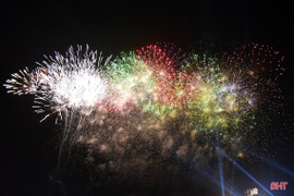 Khoảng lặng giữa mùa xuân...