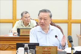 Tổng Bí thư: "Nghiên cứu sử dụng cán bộ không chuyên trách đến 31/5/2026"