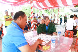 Thể thao kết nối cộng đồng, tưởng nhớ Đông các Đại học sỹ Trương Quốc Dụng