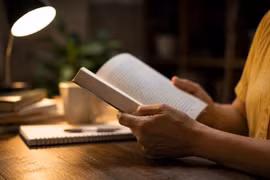 Người sống thọ thường làm gì mỗi tối?