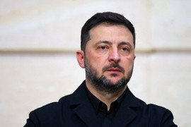 Thách thức bủa vây Tổng thống Zelensky