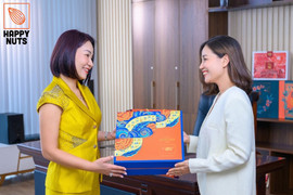 Happy Nuts - đơn vị cung cấp quà Tết 2026