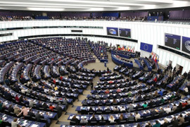 Châu Âu đóng băng thỏa thuận thương mại với Mỹ