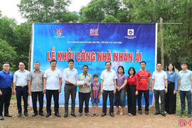 Chương trình Vòng tay nhân ái - Nhịp cầu kết nối yêu thương