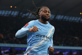 Man City thắng 10-1 ở Cup FA