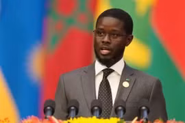 Tổng thống Senegal cách chức Thủ tướng và giải tán chính phủ