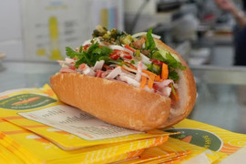 ABC News: Vì sao bánh mì Việt Nam khiến người Australia 'phát cuồng'?