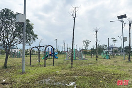 Nhếch nhác tiểu công viên hồ Bình Lạng ở phường Bắc Hồng Lĩnh