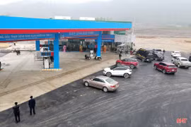 Các trạm dừng nghỉ cao tốc Bắc-Nam sẽ có trạm, trụ sạc dành cho xe điện