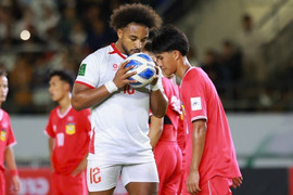 Xuân Son tỏa sáng trong ngày trở lại sân cỏ