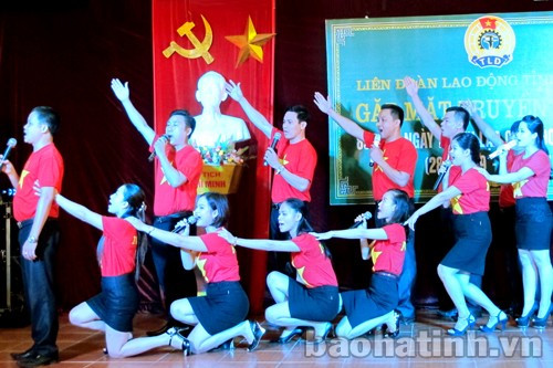 Tiết mục văn nghệ chào mừng