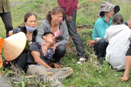 Thảm cảnh gia đình có 3 người con chết đuối ảnh 1