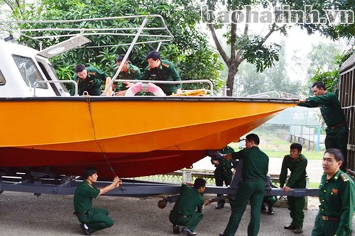 BĐBP Hà Tĩnh chuẩn bị nhân lực phương tiện, sẵn sàng nhiệm vụ cứu hộ, cứu nạn mùa mưa bão.