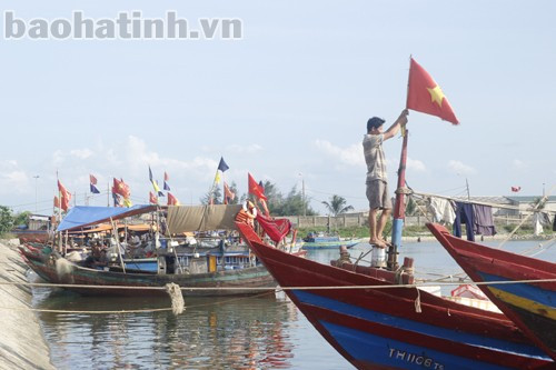 Đi biển không chỉ là nghề kiếm sống mà còn mang niềm tự hào của những “cột mốc sống” giữ chủ quyền biển đảo