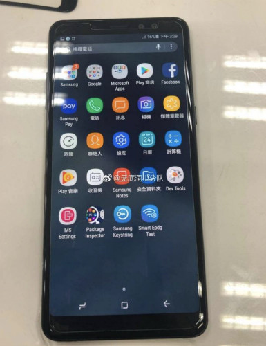 anh thuc te dau tien ve galaxy a 2018 man hinh vo cuc