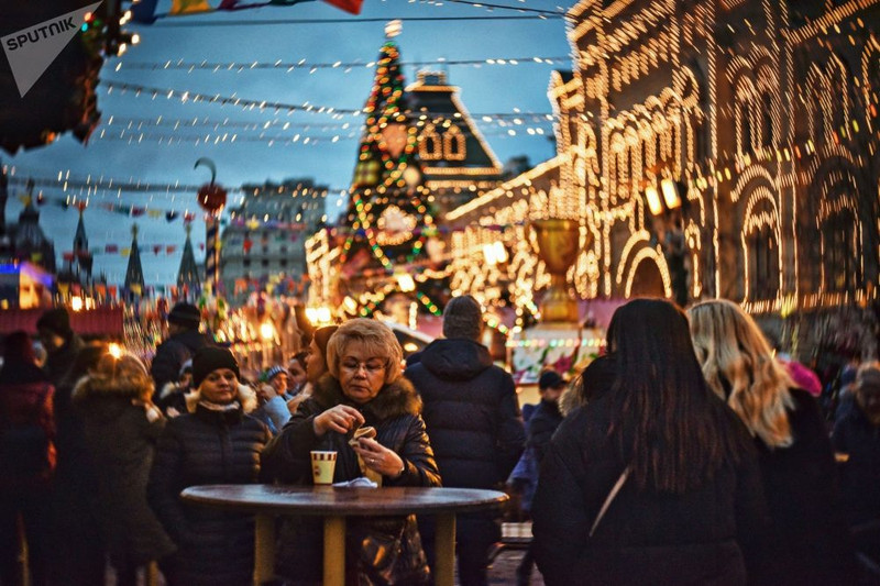 moscow sang lung linh chuan bi don giang sinh va nam moi 2018