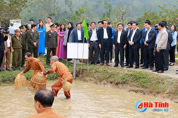 pho thu tuong an tuong voi mo hinh du lich trai nghiem ntm tai nghi xuan