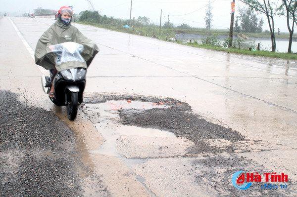 nga ba duong tranh ky anh chi chit o trau o ga