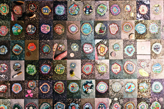 sang tac nghe thuat tren ba keo cao su