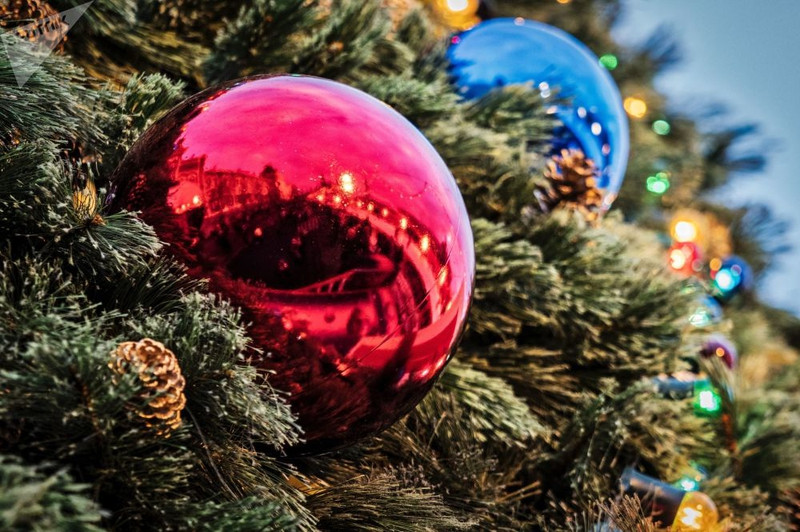 moscow sang lung linh chuan bi don giang sinh va nam moi 2018