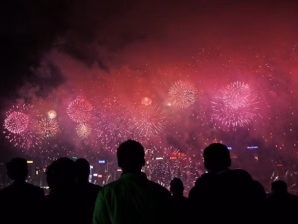 top 10 thanh pho long lay nhat the gioi de don chao nam moi 2018