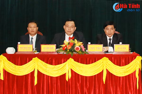 pho thu tuong vuong dinh hue xay dung ntm can su chung tay cua doanh nghiep nguoi dan